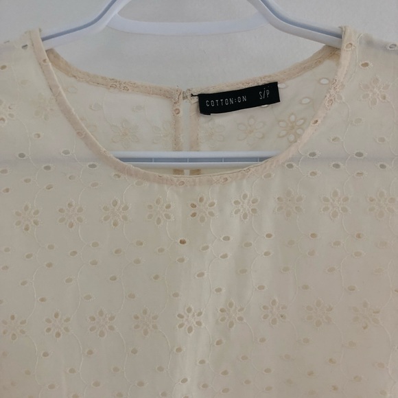 Cotton:on shirt size S - Picture 3 of 3